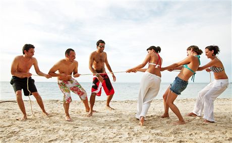 Лучшие пляжные игры  для нескучного летнего  отдыха