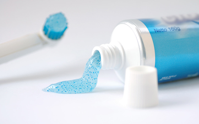 Гигиена полости рта: как подобрать зубную щетку и правильно чистить зубы