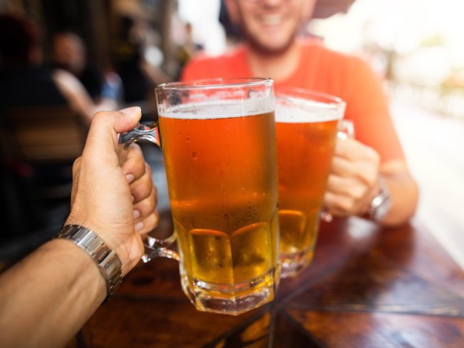 Ученые: не вымереть нашим предкам помог алкоголь