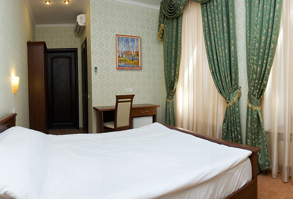 Royal Street Hotel