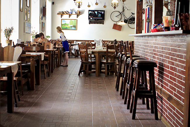 REMBRANDT CAFE