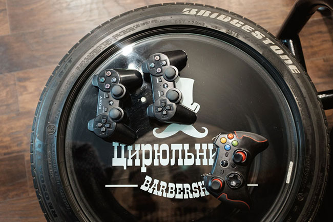 Цирюльникъ Цирюльникъ