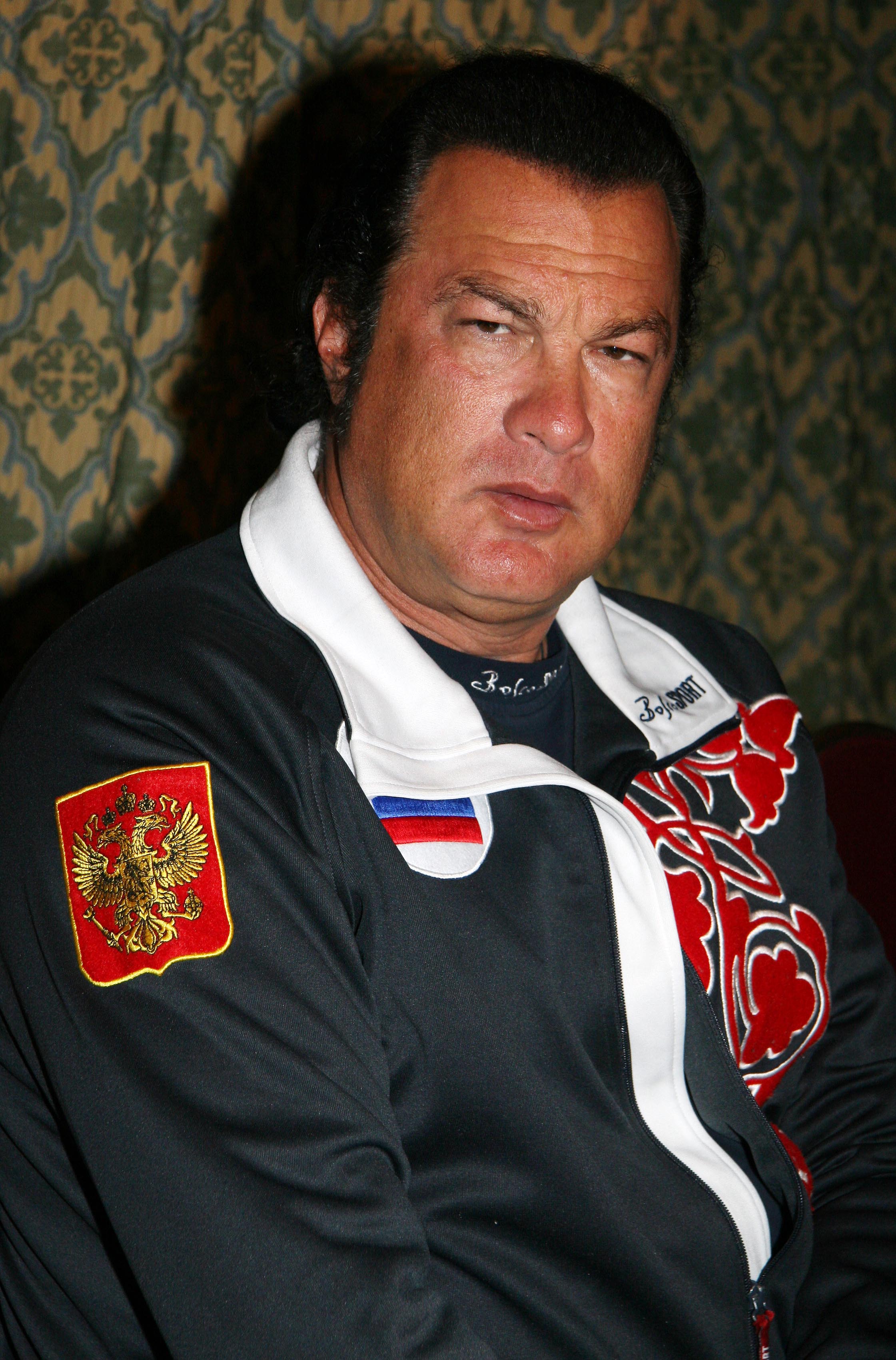 Стивен Сигал
