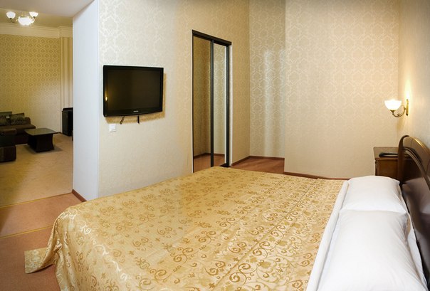 Royal Street Hotel