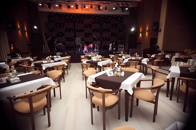 Grand Marine Restaurant