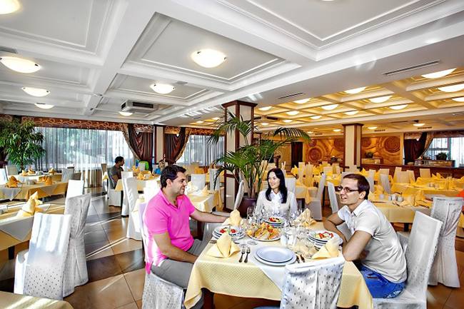 Grand Marine Restaurant