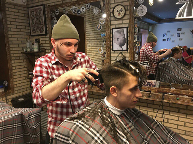 BRUT BARBERSHOP