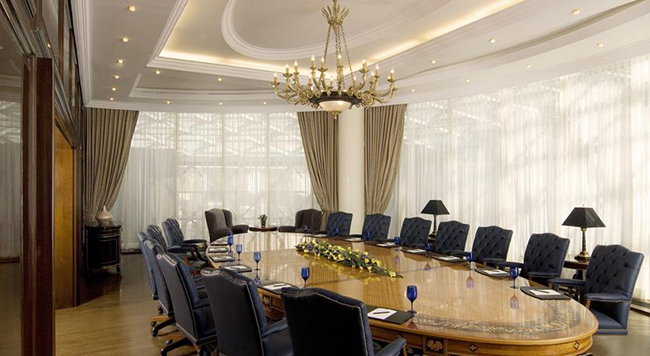 The Ritz-Carlton