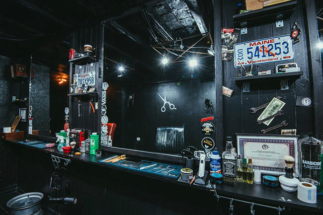 Aldobarbers Barbershop and School 