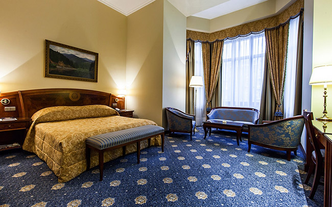 Premier Palace Hotel 