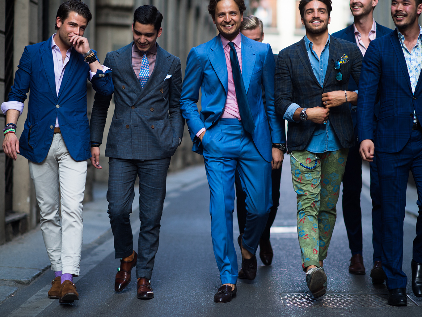 Варианты стильных комбинаций одежды для мужчин
