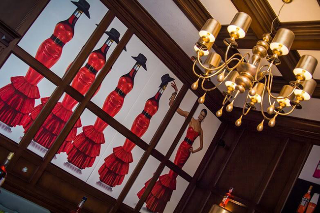 Poesia Campari lounge