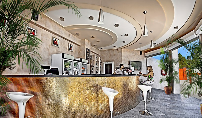 Grand Marine Restaurant