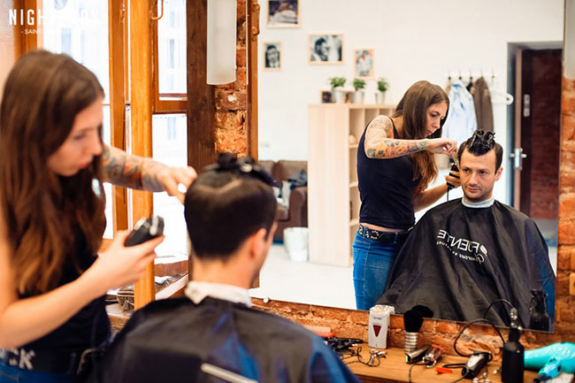 Hardy's barbershop
