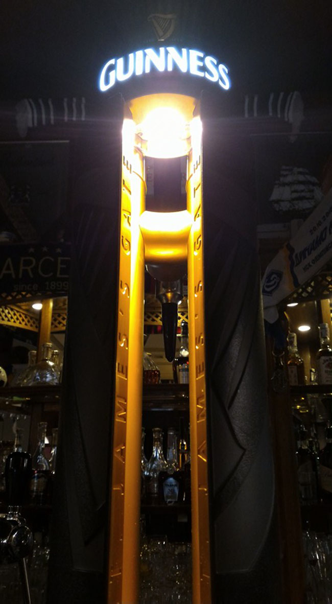 John Howard Pub & Whisky Club