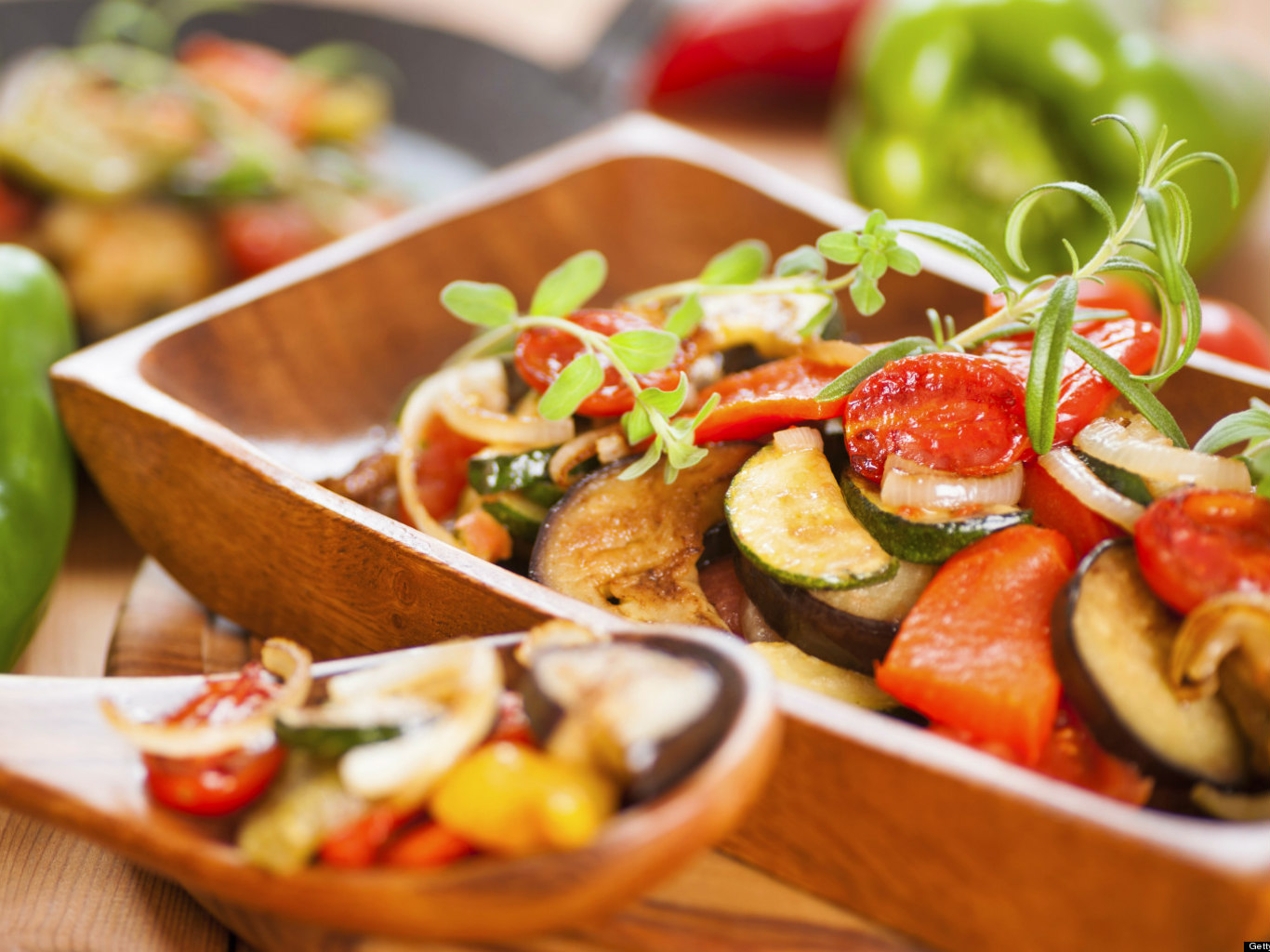 Полезные продукты: что и для чего едят?