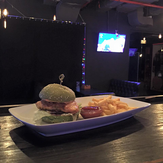 Edison Bar