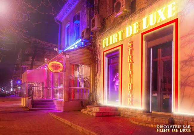 Flirt Strip Club