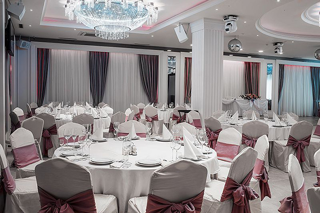 REPUBLIC CLUB & KARAOKE