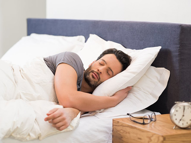 Ученые доказали, что люди могут выспаться наперед
