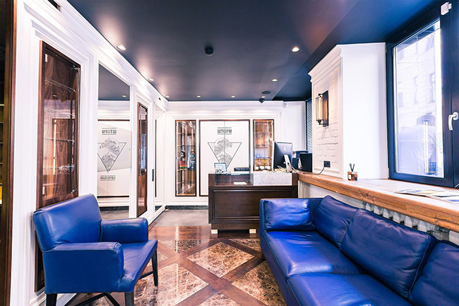 Storm Barbershop