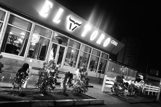 El TORO Grill