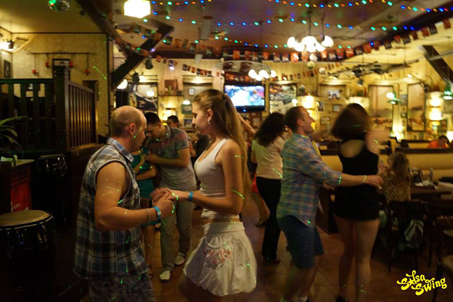 Salsa Swing