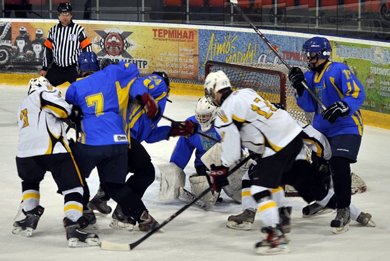 Федерация хоккея Украины 