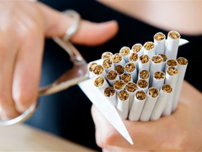 Алкоголь и никотин  заставляют мозг  быстрее стареть