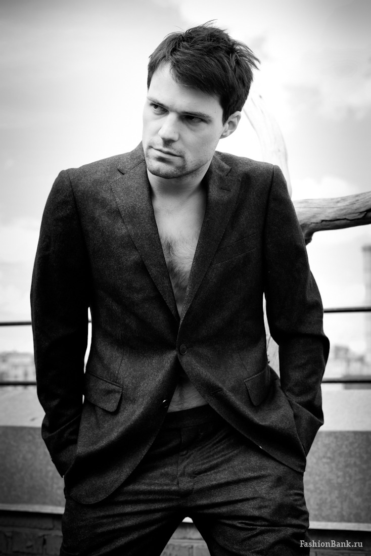 Данила Козловский