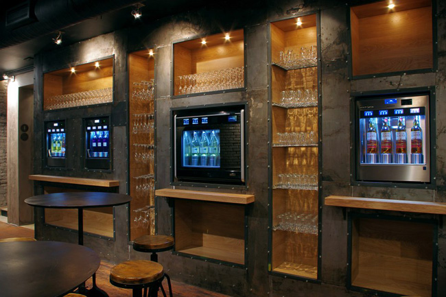 PRAVDA BAR