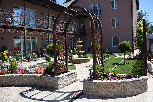 GRIBOFF HOTEL