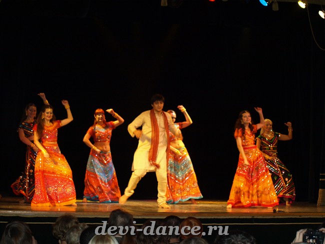 Devi dance