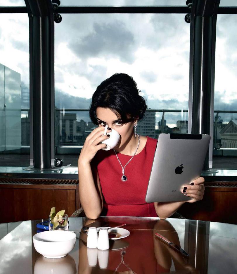 Тина Канделаки