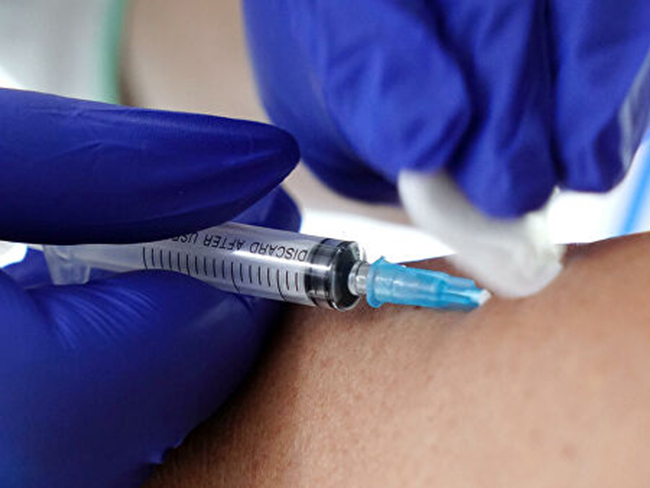 Ученые выяснили, как вакцина от гриппа влияет на риск заражения коронавирусом
