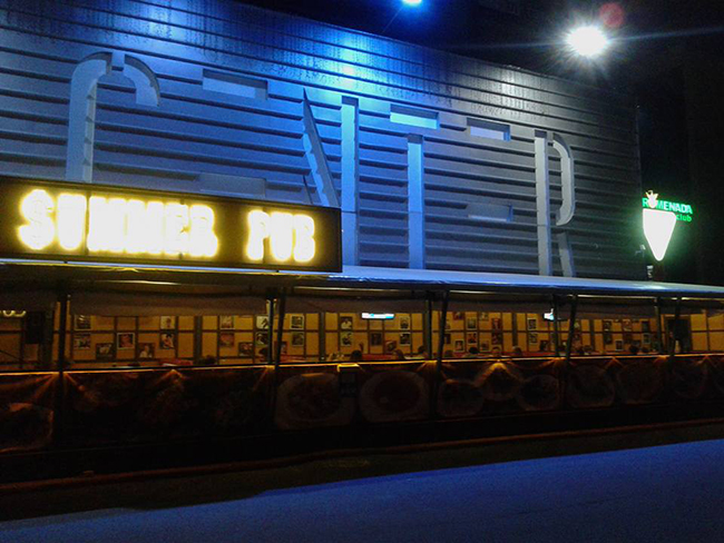 Summer Pub