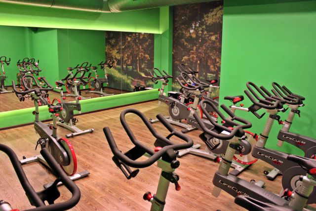 WORLD GYM Московский