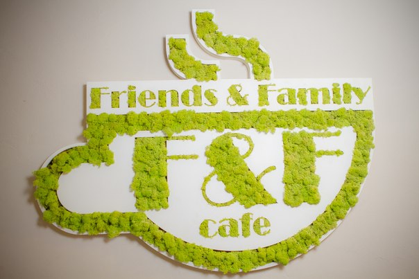 Friends & Family Cafe