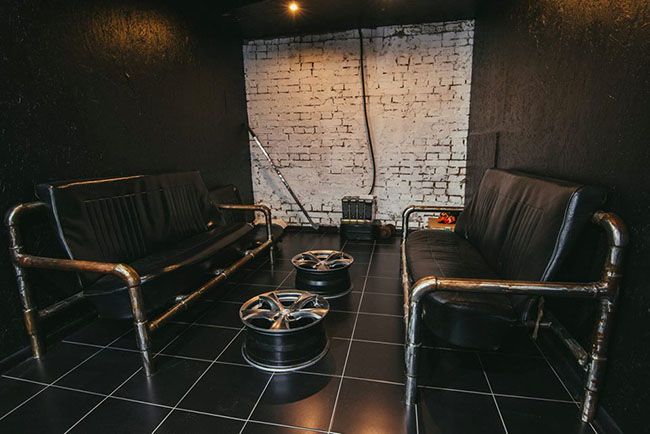 Aldobarbers Barbershop and School 