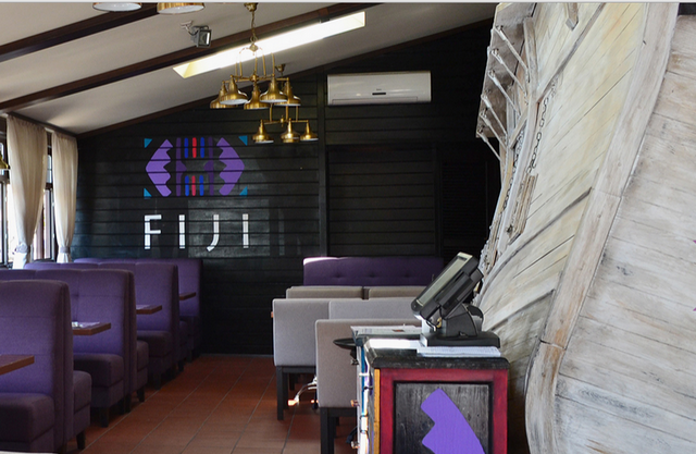 FIJI lounge bar