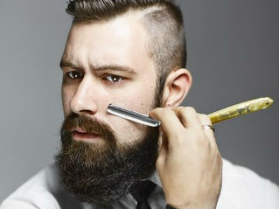 Опасное бритье: ритуал для настоящих мужчин