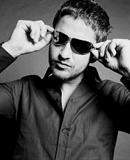 Джерард Батлер