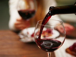Ученые рассказали,  какое вино полезно  для здоровья
