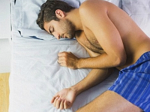 Ученые выяснили, что  мужчины должны спать  голыми