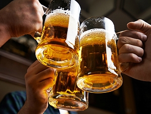 Ученые выяснили, в каком количестве алкоголь действует на мозг разрушающе