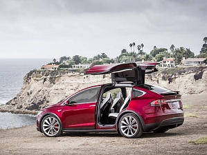 В электромобилях Tesla скоро будет режим вечеринки и отдыха