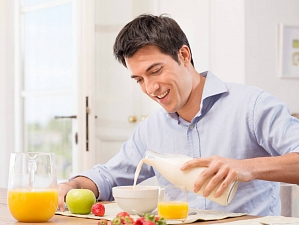 Эксперты советуют завтракать  – это полезно для сердца