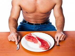 Мужчинам, желающим  сбросить вес, полезно есть  после тренировок