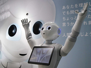 «Эмоциональные» роботы помогают людям находить взаимопонимание