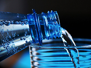 6 положительных эффектов от употребления воды
